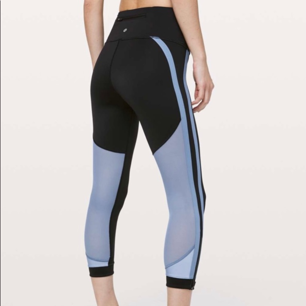 Lululemon Zip The Line Crop *23 Leggings - Size 6